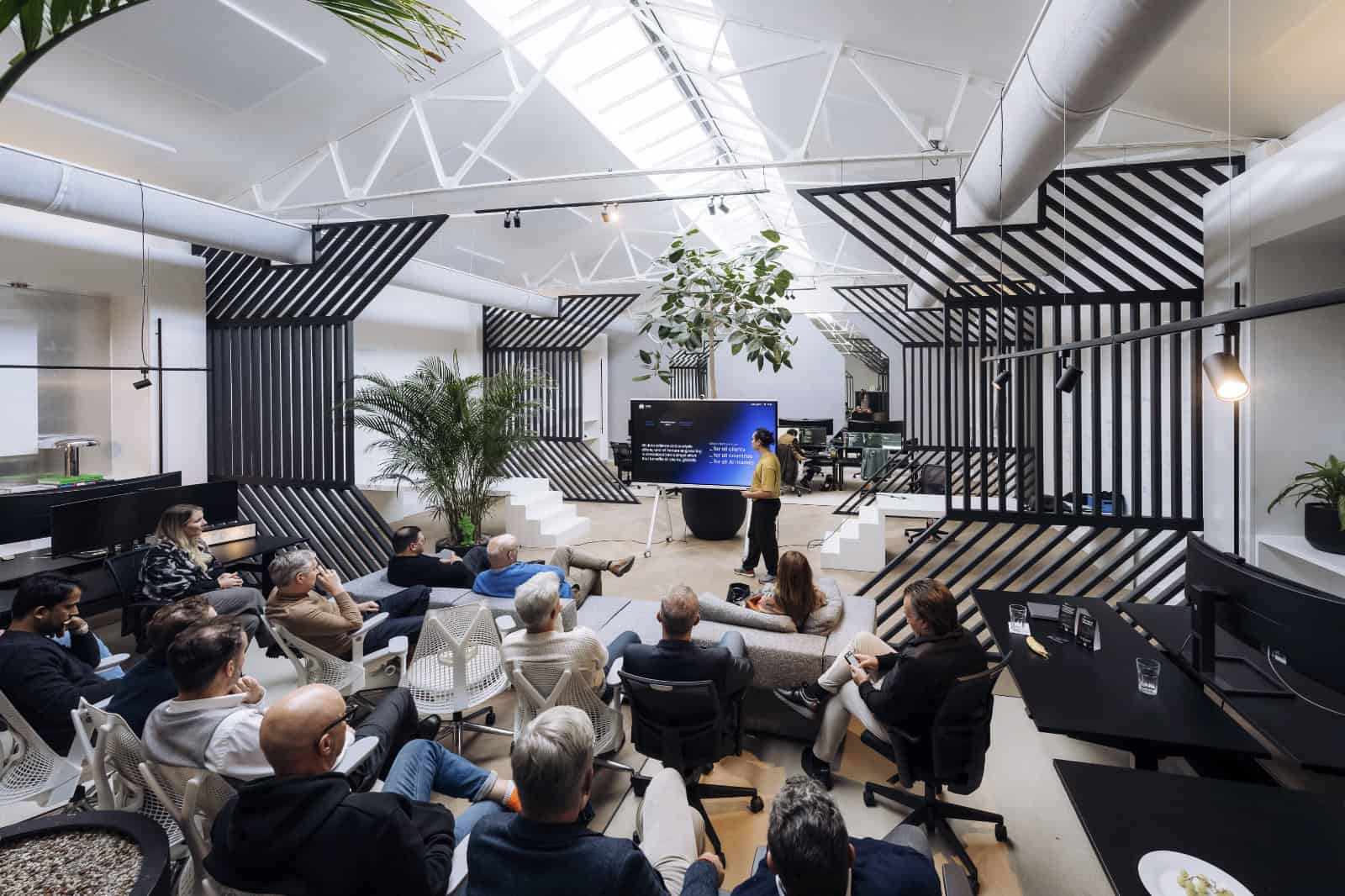 WhatsApp Image 2025-09-03 at 19.44.43